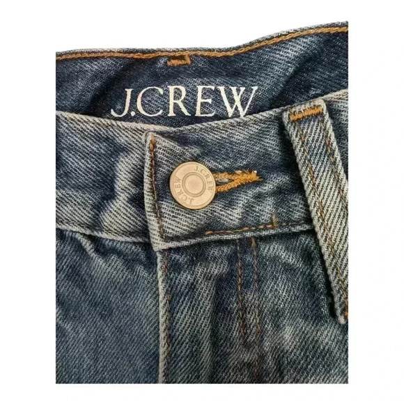 J Crew Relaxed denim short in Baxter Street wash, Item BF378, Size 26 - Picture 5 of 14